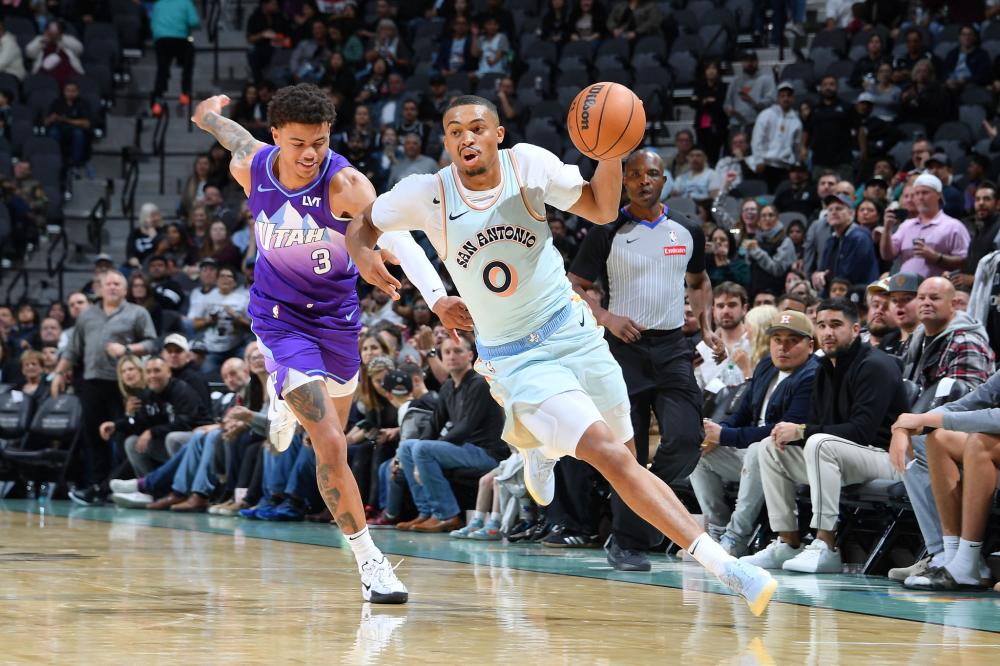 攻背后的缜 攻背后的缜