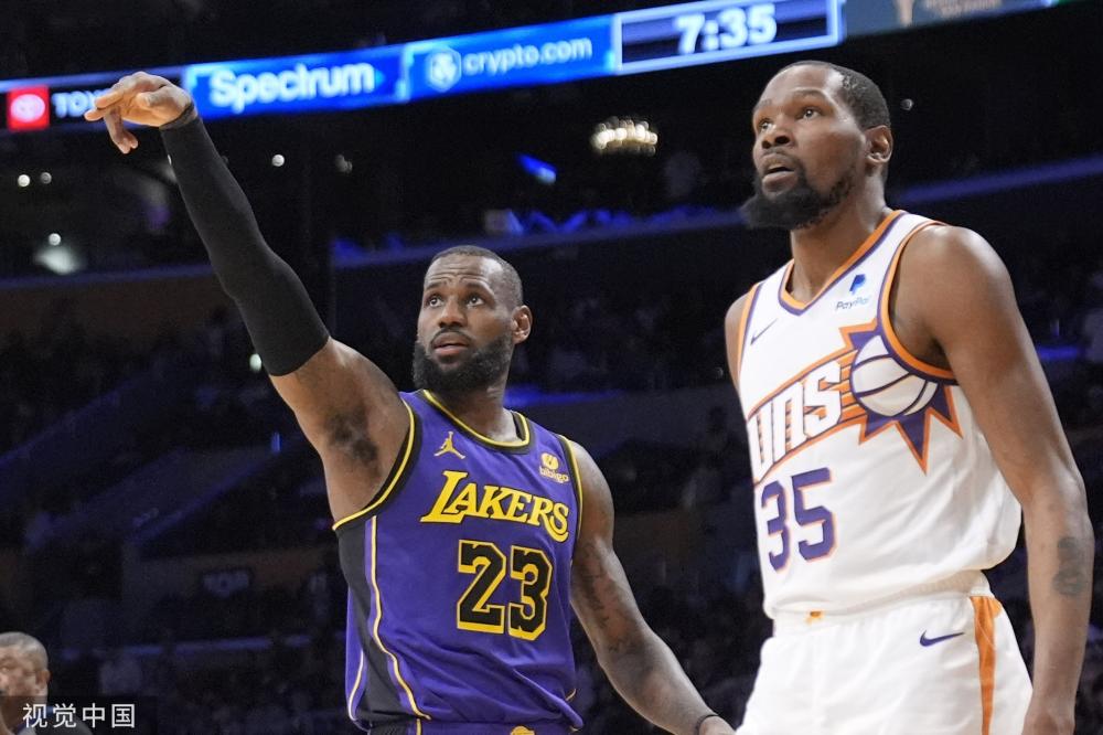 三分线外更 三分线外更